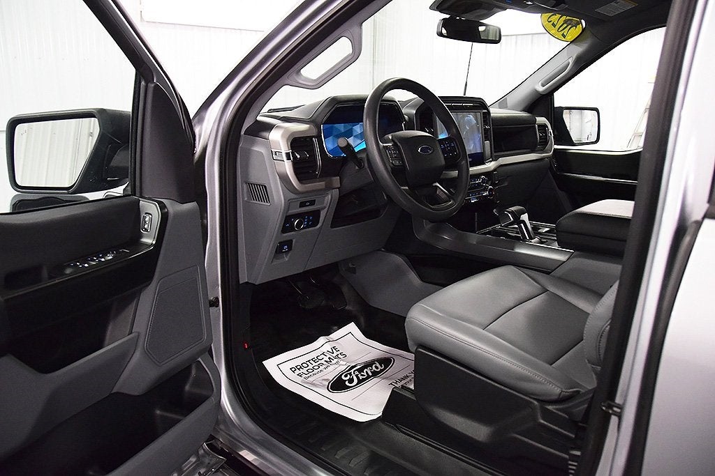 2023 Ford F-150 Lightning Pro 5-1/2' Box