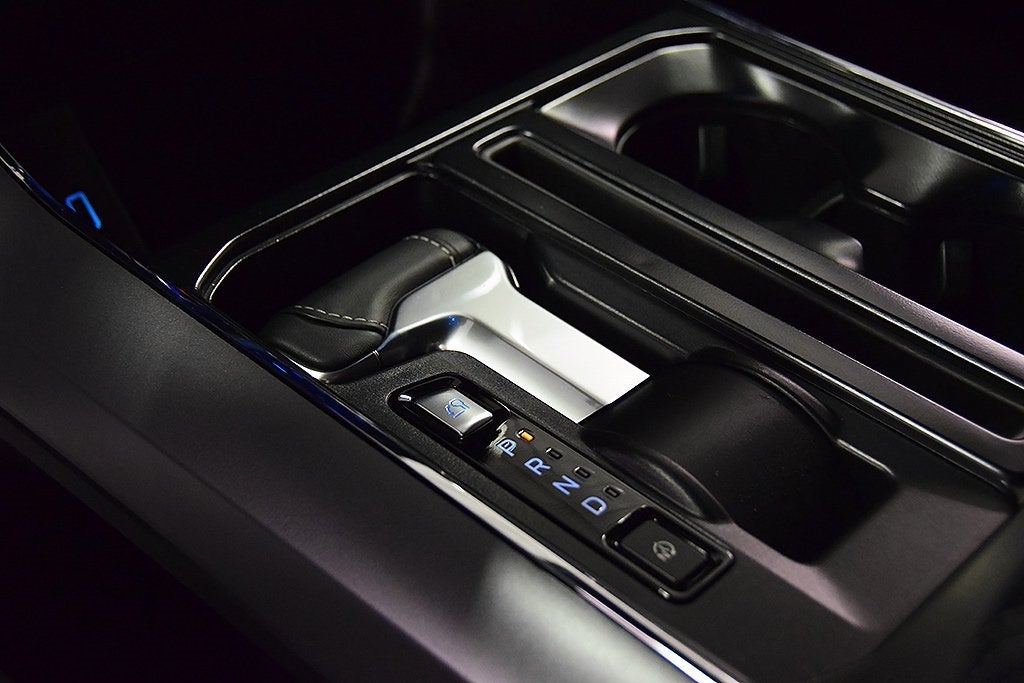 2023 Ford F-150 Lightning Pro 5-1/2' Box