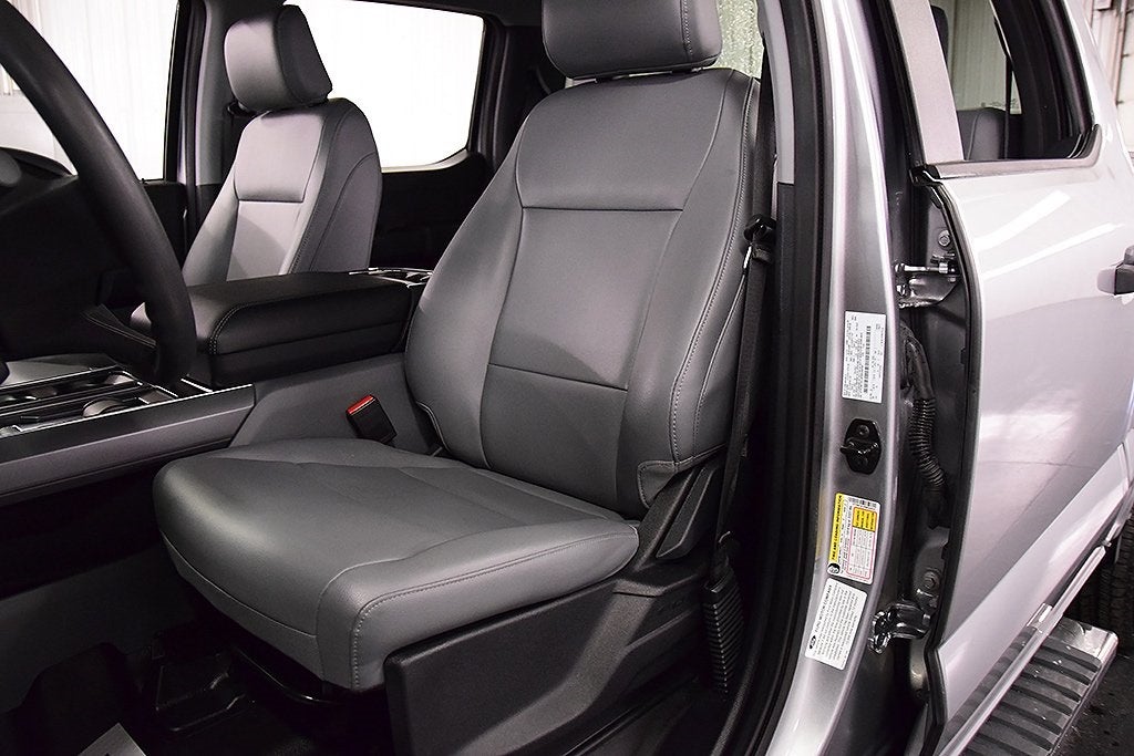 2023 Ford F-150 Lightning Pro 5-1/2' Box