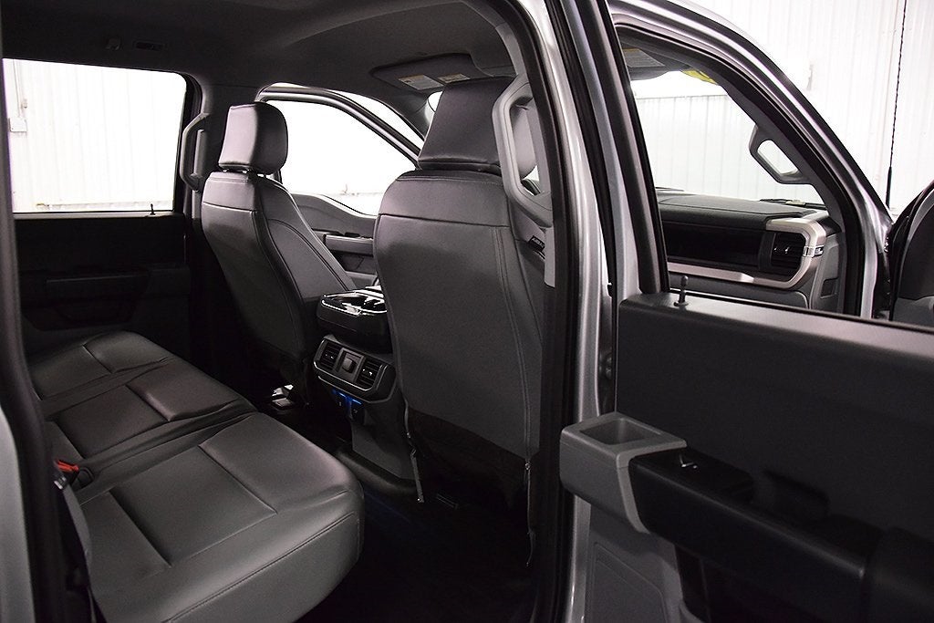 2023 Ford F-150 Lightning Pro 5-1/2' Box