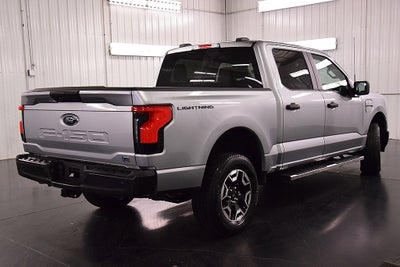 2023 Ford F-150 Lightning Pro 5-1/2' Box