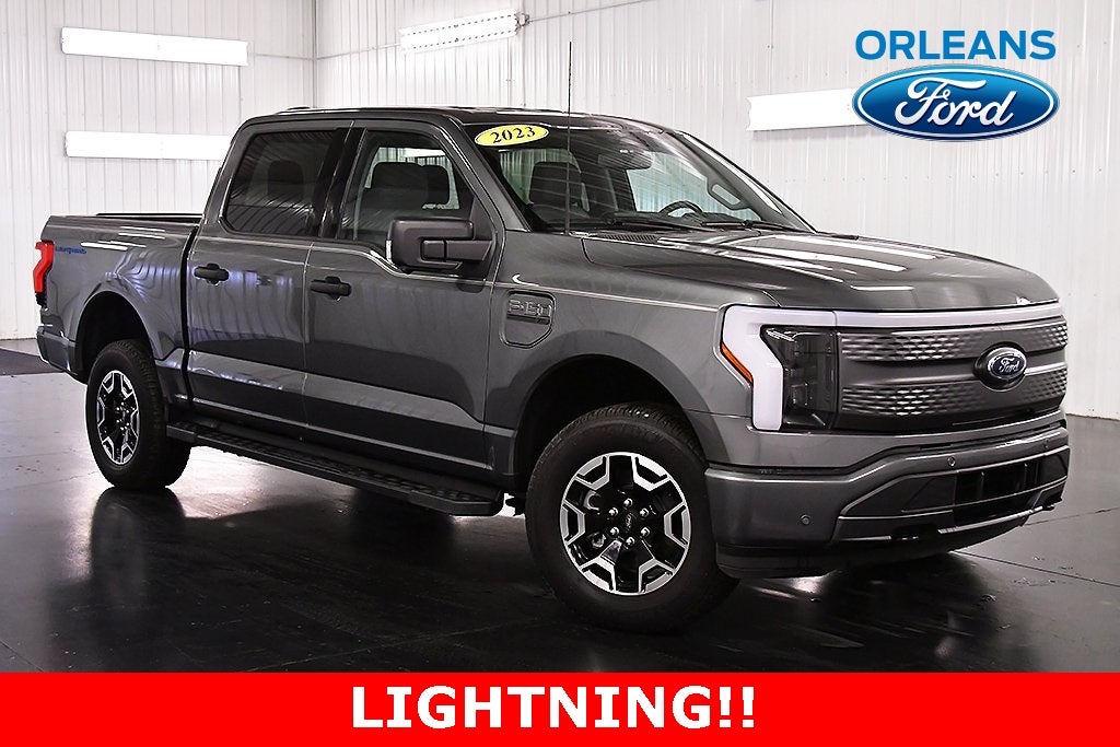 2023 Ford F-150 Lightning XLT 5-1/2' Box