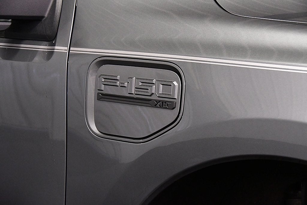 2023 Ford F-150 Lightning XLT 5-1/2' Box