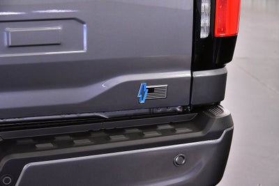 2023 Ford F-150 Lightning XLT 5-1/2' Box