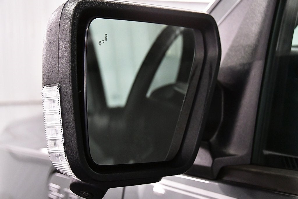 2023 Ford F-150 Lightning XLT 5-1/2' Box