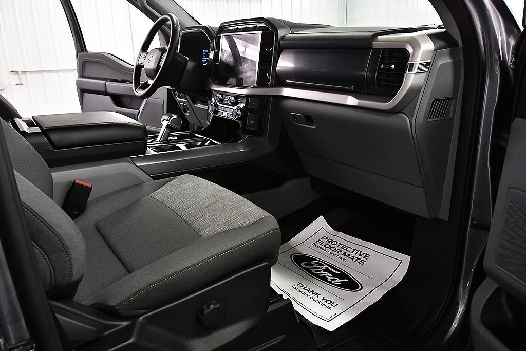 2023 Ford F-150 Lightning XLT 5-1/2' Box