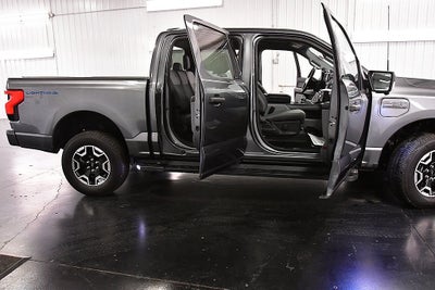 2023 Ford F-150 Lightning XLT 5-1/2' Box