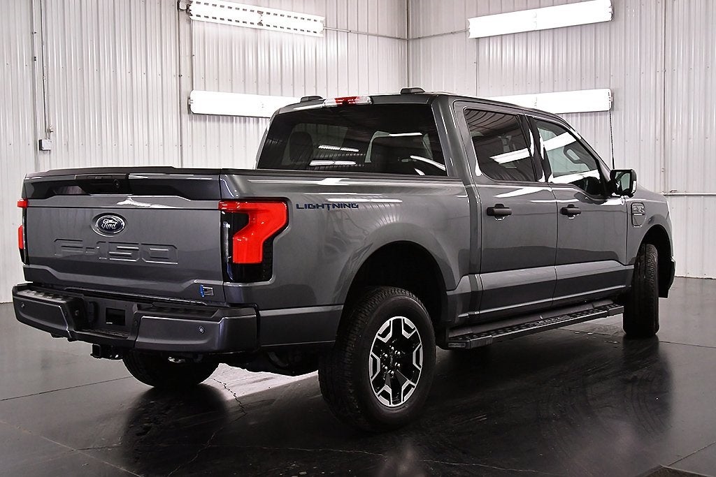 2023 Ford F-150 Lightning XLT 5-1/2' Box