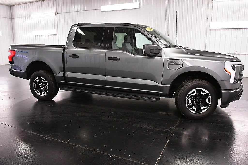 2023 Ford F-150 Lightning XLT 5-1/2' Box