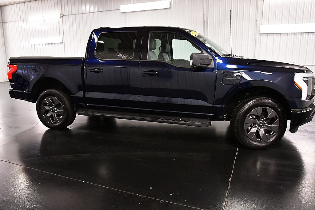 2023 Ford F-150 Lightning XLT 5-1/2' Box