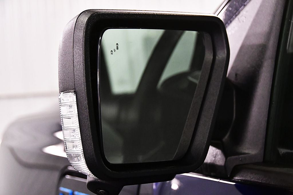 2025 Ford F-150 Lightning XLT 5-1/2' Box