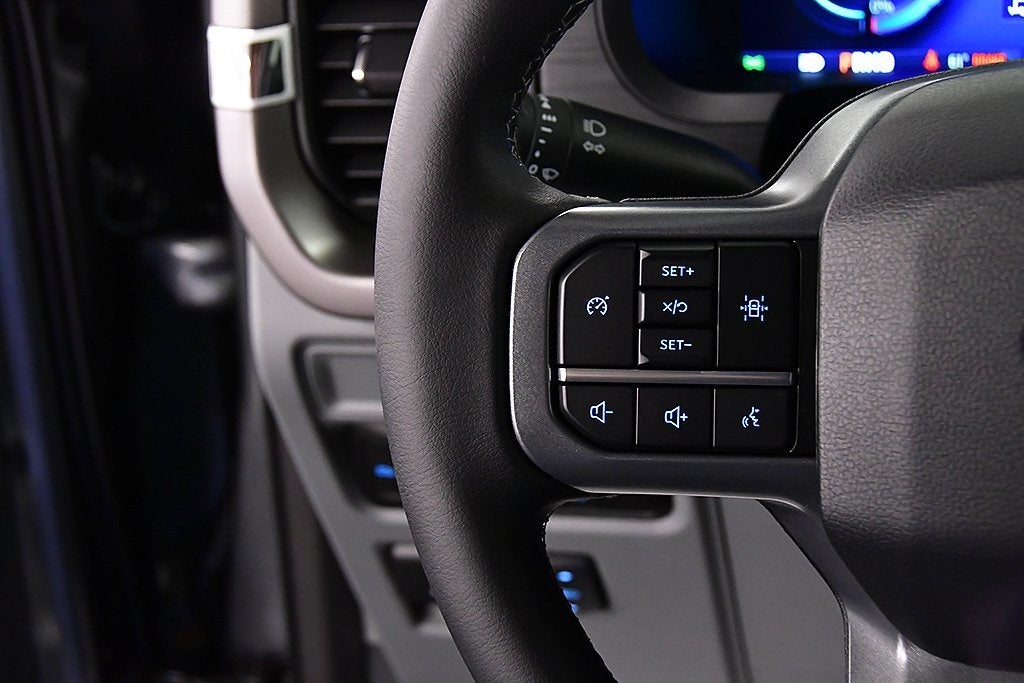 2025 Ford F-150 Lightning XLT 5-1/2' Box