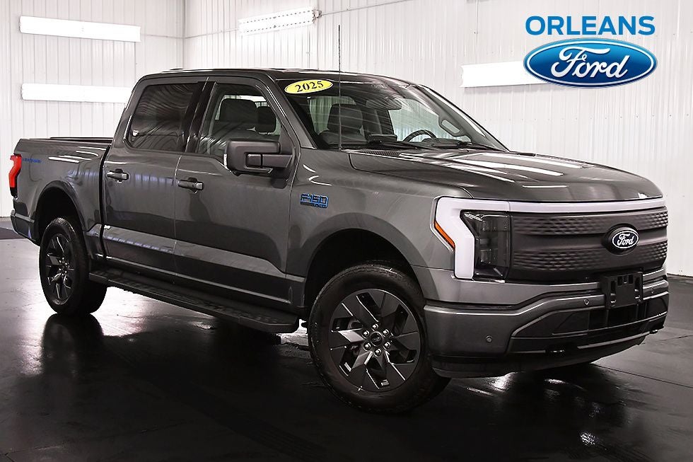 2025 Ford F-150 Lightning Flash 5-1/2' Box