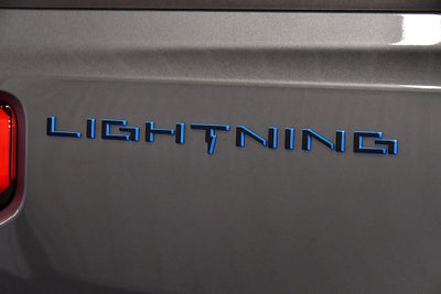 2025 Ford F-150 Lightning Flash 5-1/2' Box