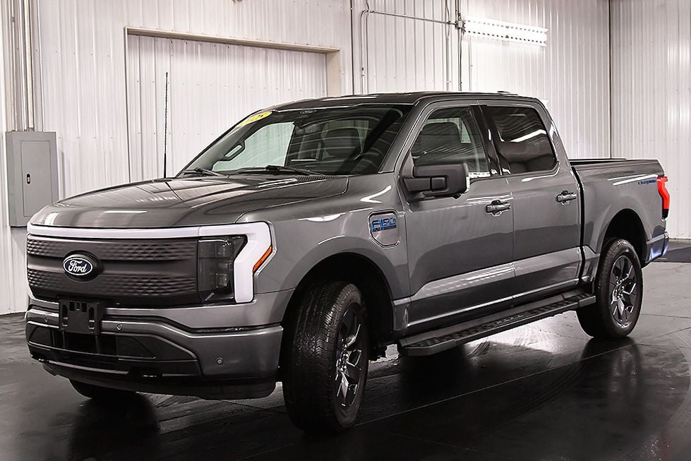 2025 Ford F-150 Lightning Flash 5-1/2' Box
