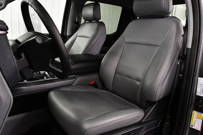 2025 Ford F-150 Lightning Flash 5-1/2' Box