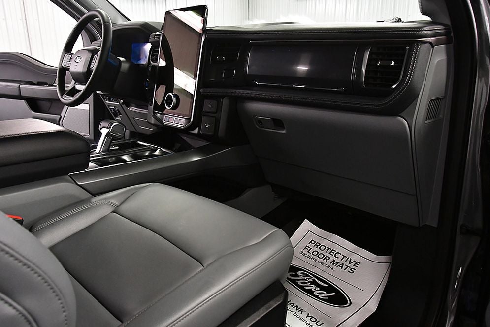 2025 Ford F-150 Lightning Flash 5-1/2' Box
