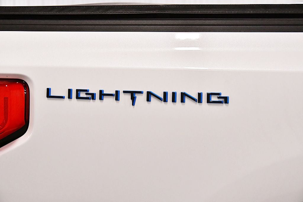 2025 Ford F-150 Lightning Lariat 5-1/2' Box