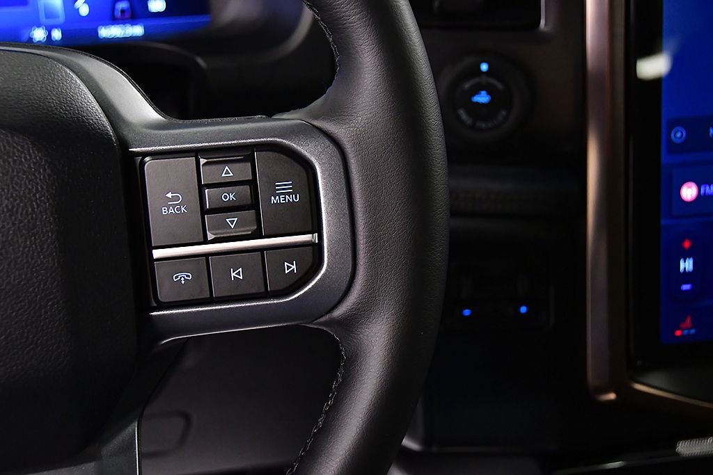 2025 Ford F-150 Lightning Lariat 5-1/2' Box