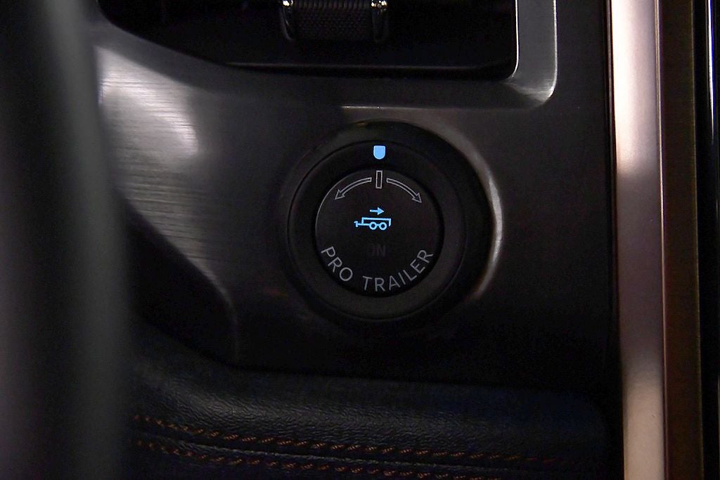 2025 Ford F-150 Lightning Lariat 5-1/2' Box