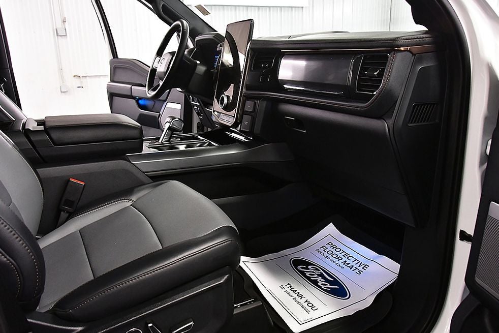 2025 Ford F-150 Lightning Lariat 5-1/2' Box