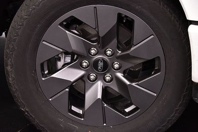 2025 Ford F-150 Lightning Lariat 5-1/2' Box