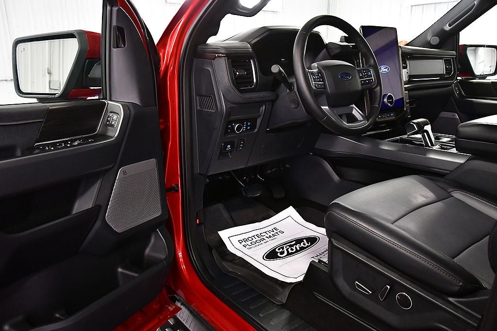 2025 Ford F-150 Lightning Lariat 5-1/2' Box