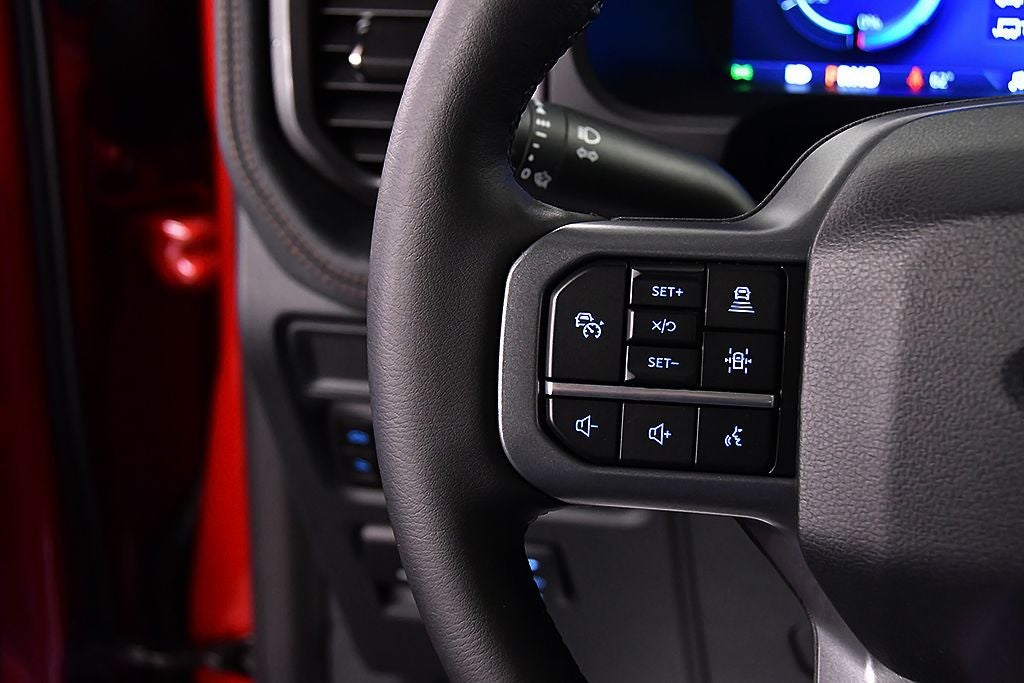 2025 Ford F-150 Lightning Lariat 5-1/2' Box