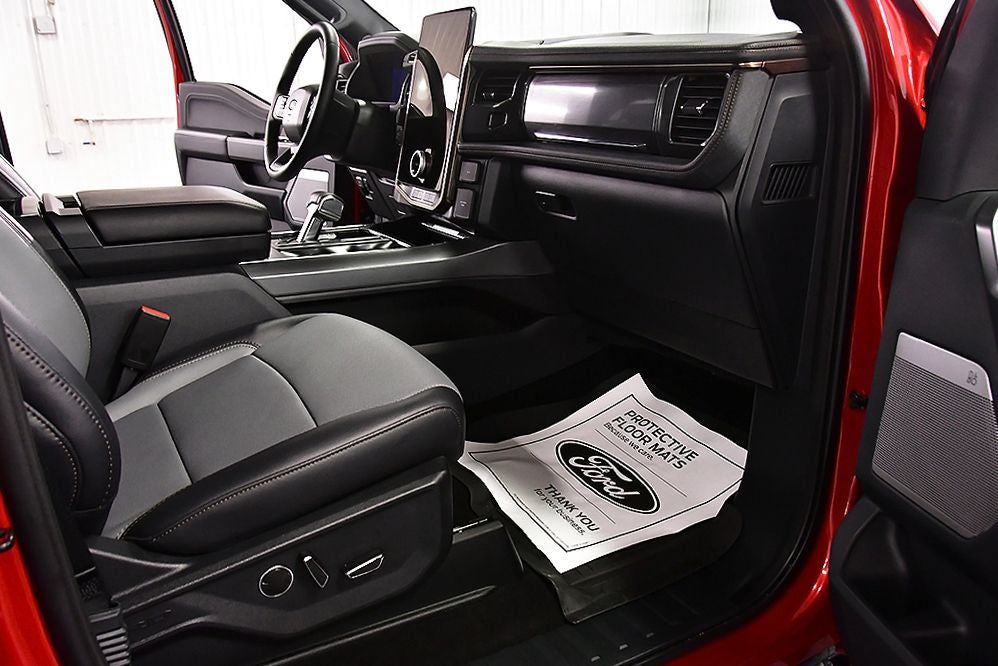 2025 Ford F-150 Lightning Lariat 5-1/2' Box