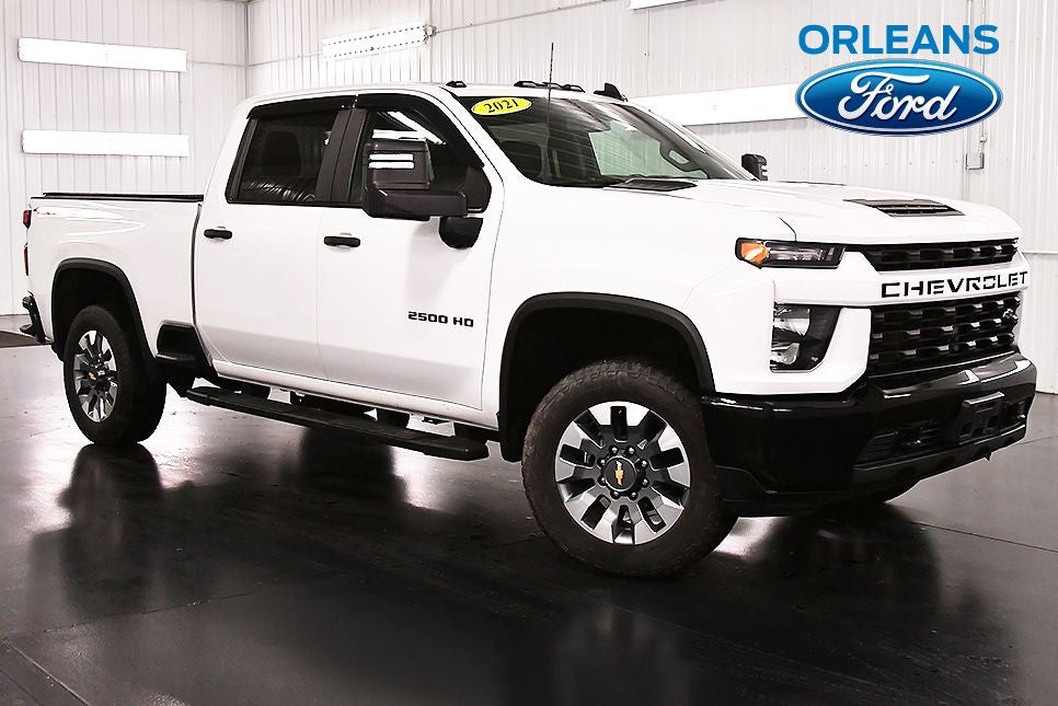 2021 Chevrolet Silverado 2500HD Custom Dark Essentials
