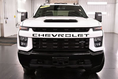 2021 Chevrolet Silverado 2500HD Custom Dark Essentials