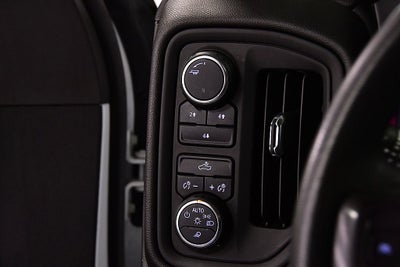 2021 Chevrolet Silverado 2500HD Custom Dark Essentials