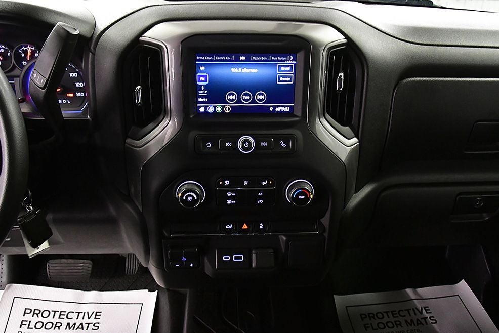 2021 Chevrolet Silverado 2500HD Custom Dark Essentials