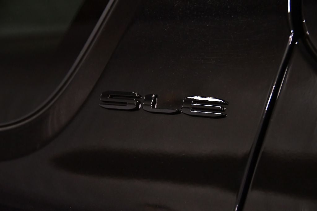 2021 GMC Acadia SLE Elevation Edition