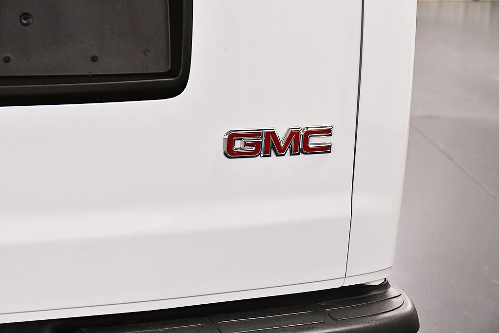 2025 GMC Savana 2500 Work Van
