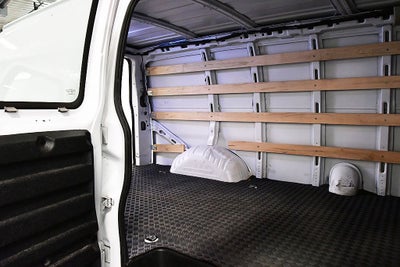 2025 GMC Savana 2500 Work Van