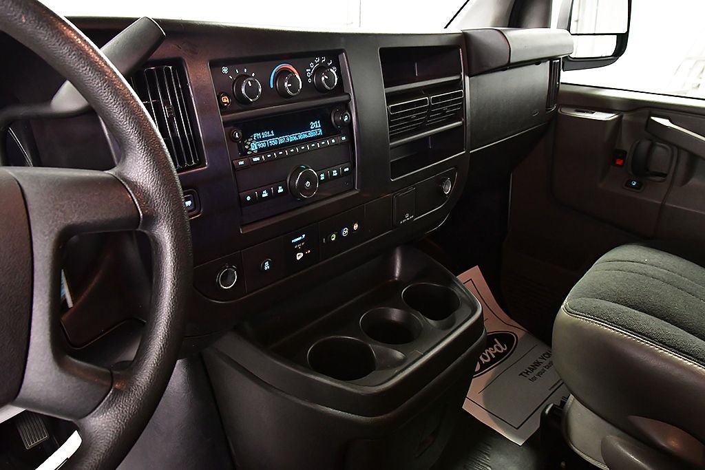 2025 GMC Savana 2500 Work Van