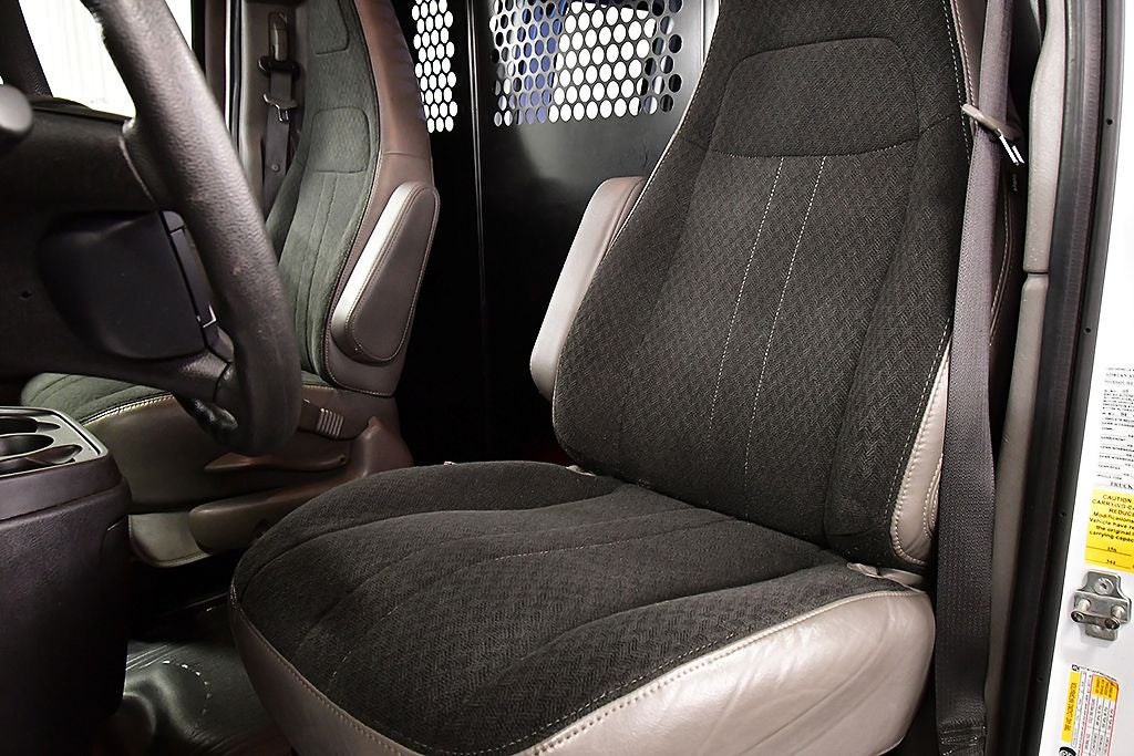 2025 GMC Savana 2500 Work Van