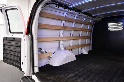 2025 GMC Savana 2500 Work Van