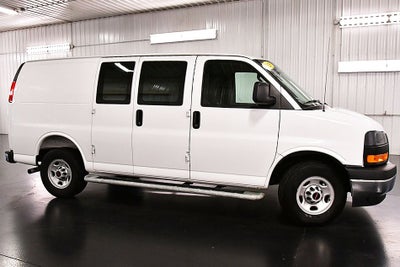 2025 GMC Savana 2500 Work Van