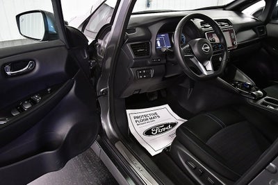 2024 Nissan Leaf SV Plus