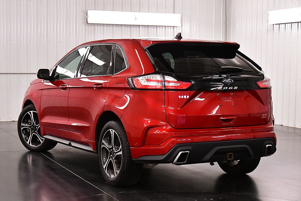 2022 Ford Edge ST