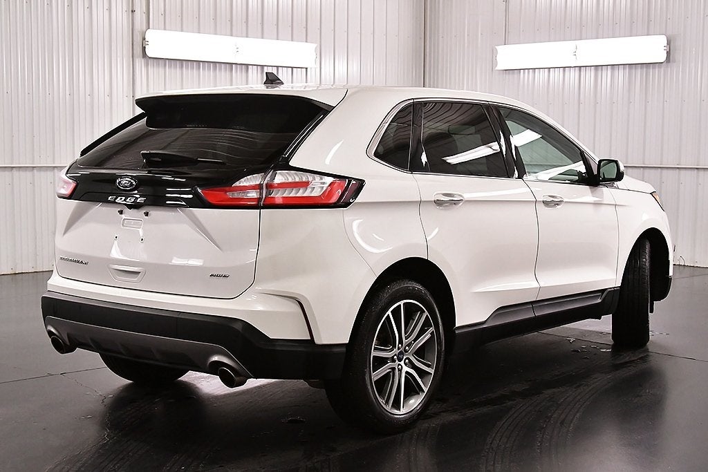 2022 Ford Edge Titanium