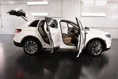 2023 Lincoln Nautilus Reserve