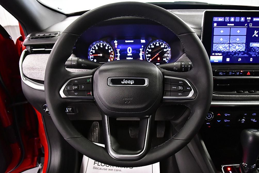 2023 Jeep Compass Latitude Lux