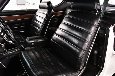 1972 Oldsmobile Cutlass Base