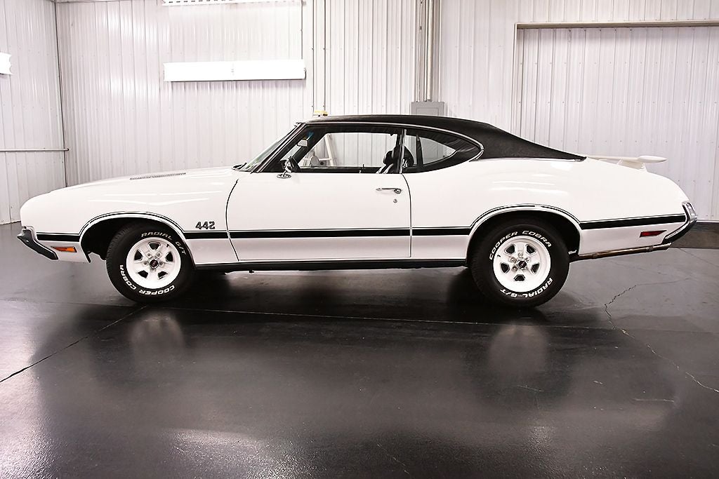1972 Oldsmobile Cutlass Base