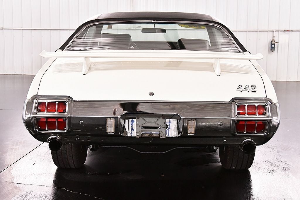 1972 Oldsmobile Cutlass Base