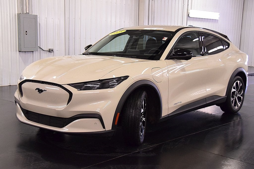 2025 Ford Mustang Mach-E Select