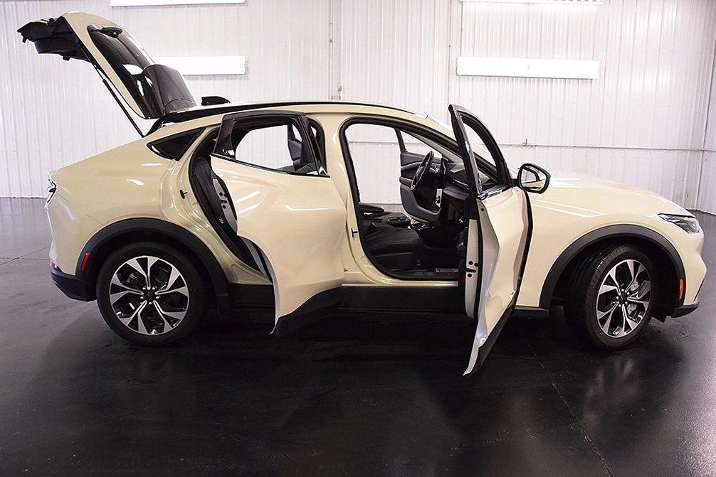 2025 Ford Mustang Mach-E Select